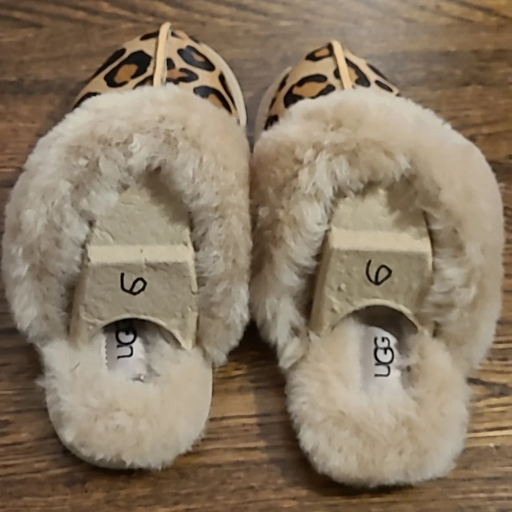 UGG scuffette ii slipper leopard, size 6 women's, new in box - Picture 6 of 11